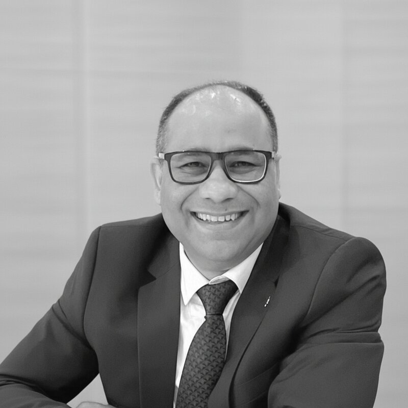 Dr Nitin Shukla
